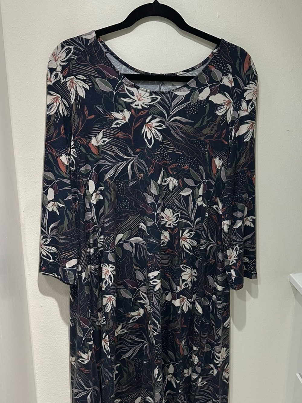 Garnet Hill Navy and Olive Leaf-Print  Dress